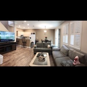 Meet your Posher, Mia